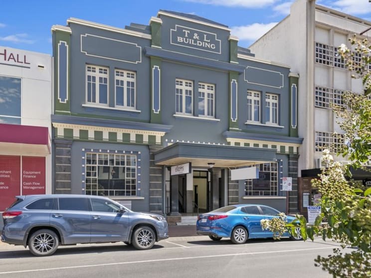 Click to view all images 152 Margaret Street Toowoomba QLD 4350 - Image 1
