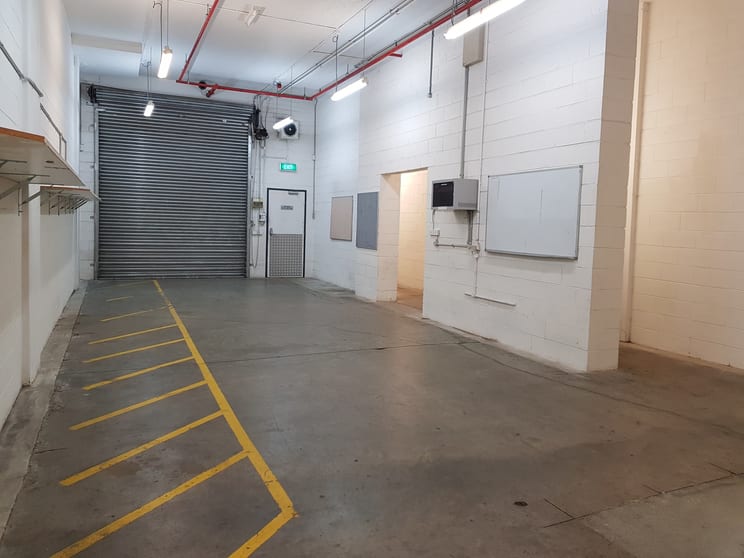 Click to view all images WHSE 4/23 Gipps Street Collingwood VIC 3066 - Image 3