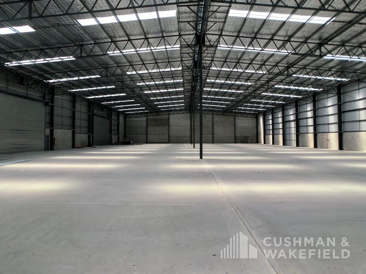 Click to view all images 24 Telford Circuit Yatala QLD 4207 - Image 3