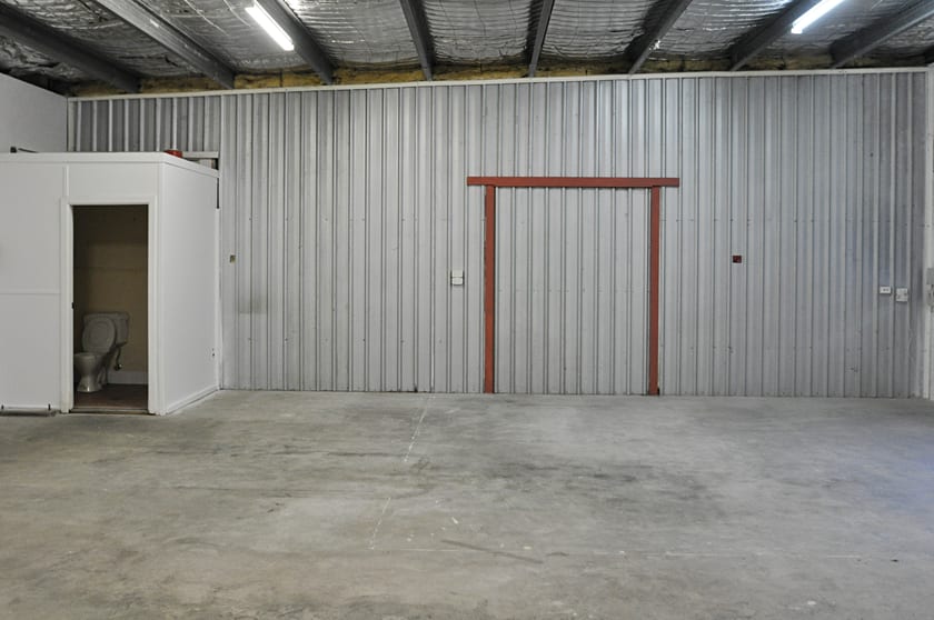 Click to view all images Unit 4/4 Craft Close, Toormina Coffs Harbour NSW 2450 - Image 3