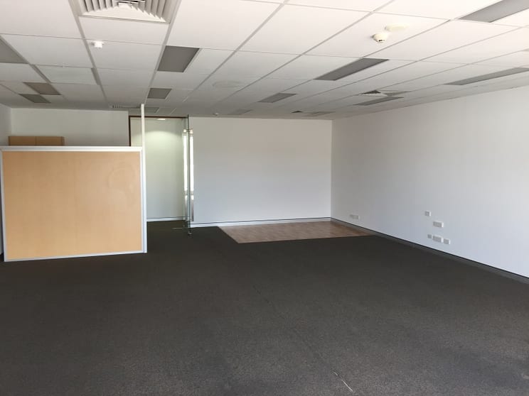 Click to view all images Shop/29 "High Street" Bowral NSW 2576 - Image 2