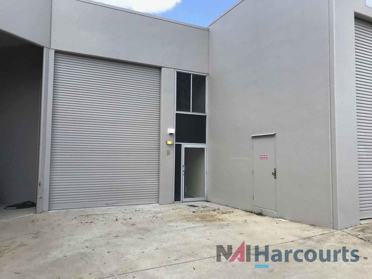 Click to view all images 9/7 Activity Crescent Molendinar QLD 4214 - Image 1