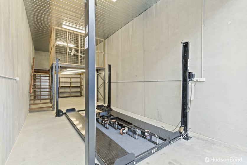 Click to view all images 25/23 Cook Road Mitcham VIC 3132 - Image 1