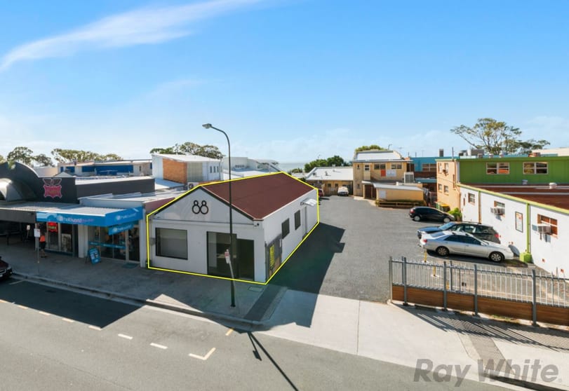 Click to view all images 88 Sutton Street Redcliffe QLD 4020 - Image 1