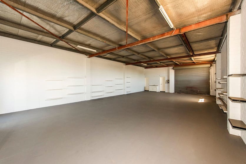 Click to view all images 2/242 Railway Parade Cannington WA 6107 - Image 3