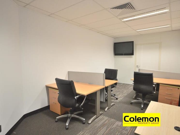 Click to view all images 205A/414 Gardeners road Rosebery NSW 2018 - Image 2
