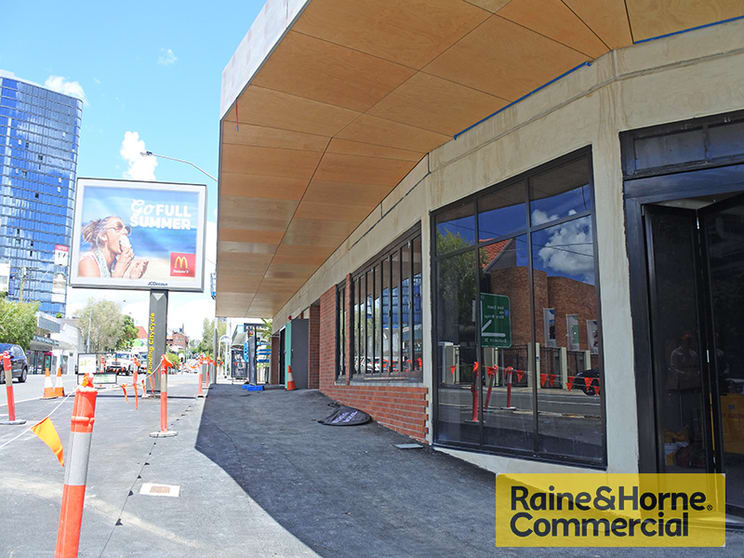 Click to view all images 398 St Pauls Terrace Fortitude Valley QLD 4006 - Image 2