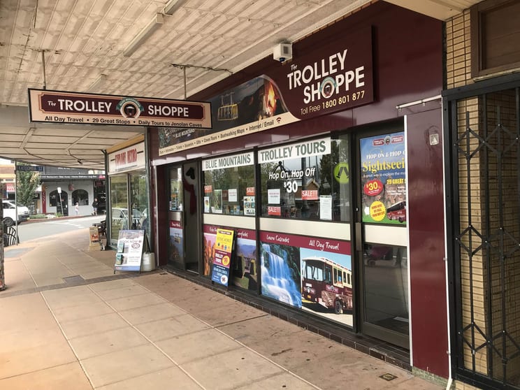 Click to view all images 76 Bathurst Road Katoomba NSW 2780 - Image 3