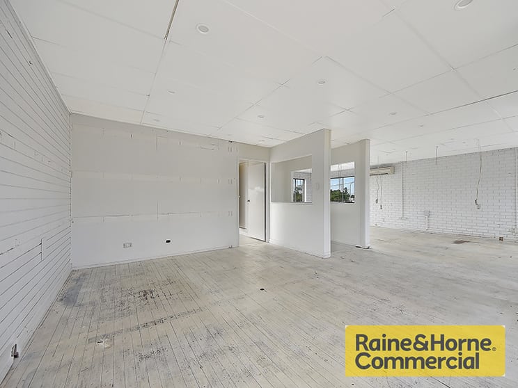 Click to view all images 5/464 South Pine Road Everton Park QLD 4053 - Image 3