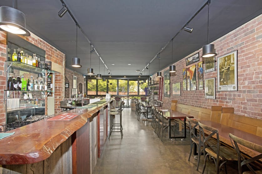 Click to view all images 410-412 New Street Brighton VIC 3186 - Image 3