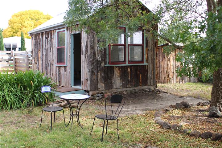 Click to view all images 50 Hamilton Street Gisborne VIC 3437 - Image 1