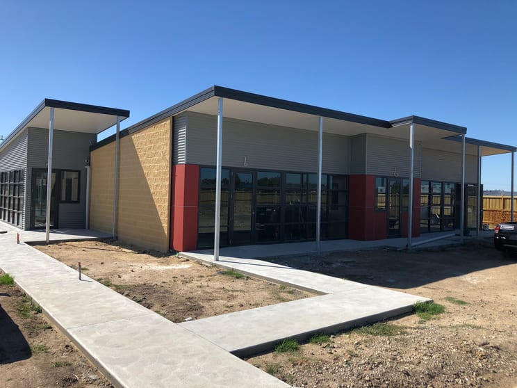 Click to view all images Lots 8-10 Park Lane Traralgon VIC 3844 - Image 2