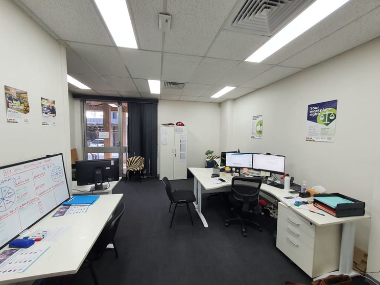 Click to view all images 9/30-32 Ellingworth Pde Box Hill VIC 3128 - Image 2
