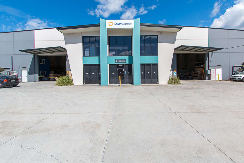Click to view all images 9 Friesian Close Sandgate NSW 2304 - Image 1