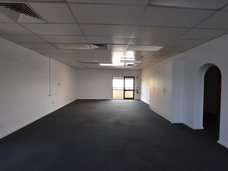 Click to view all images Suites 7 & 8, 149 Brebner Drive West Lakes SA 5021 - Image 3