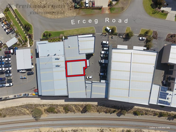 Click to view all images 3/87 Erceg Road Yangebup WA 6164 - Image 2