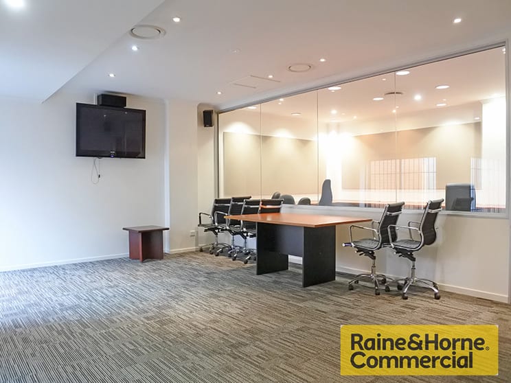 Click to view all images 12 Thompson Street Bowen Hills QLD 4006 - Image 3