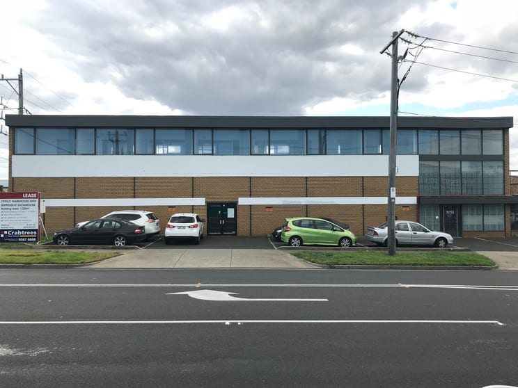 Click to view all images 55 Cochranes Road Moorabbin VIC 3189 - Image 1