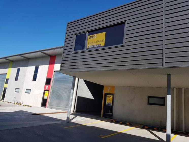 Click to view all images 7/7 Investigator Drive Unanderra NSW 2526 - Image 1