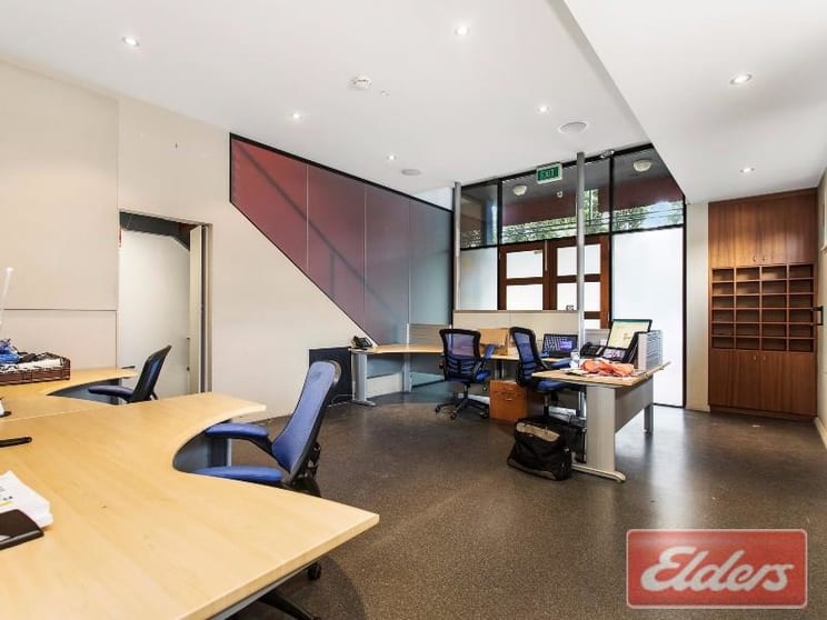 Click to view all images 1/77 Hope Street South Brisbane QLD 4101 - Image 3