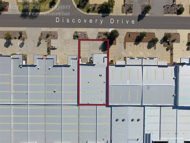 Click to view all images 1/70 Discovery Drive Bibra Lake WA 6163 - Image 2