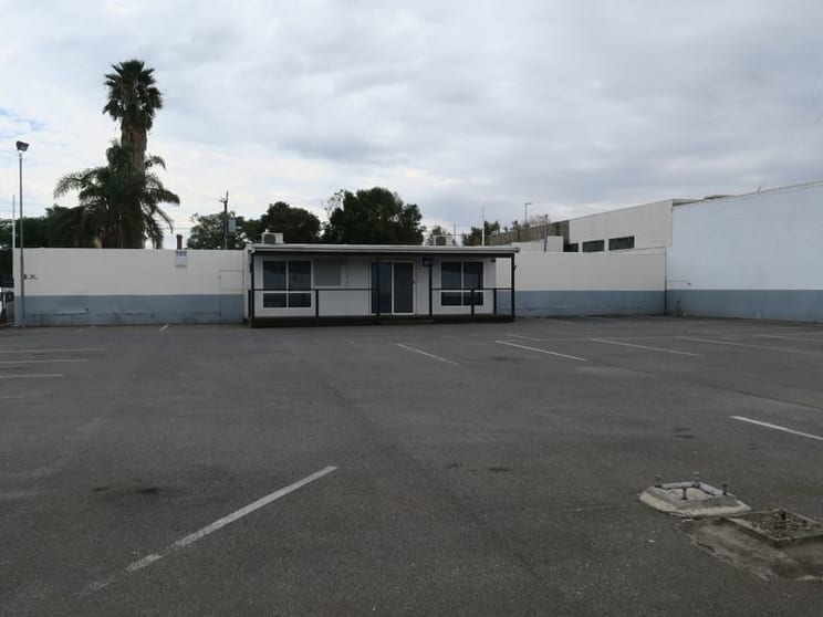Click to view all images 38-40 Main North Road Prospect SA 5082 - Image 3