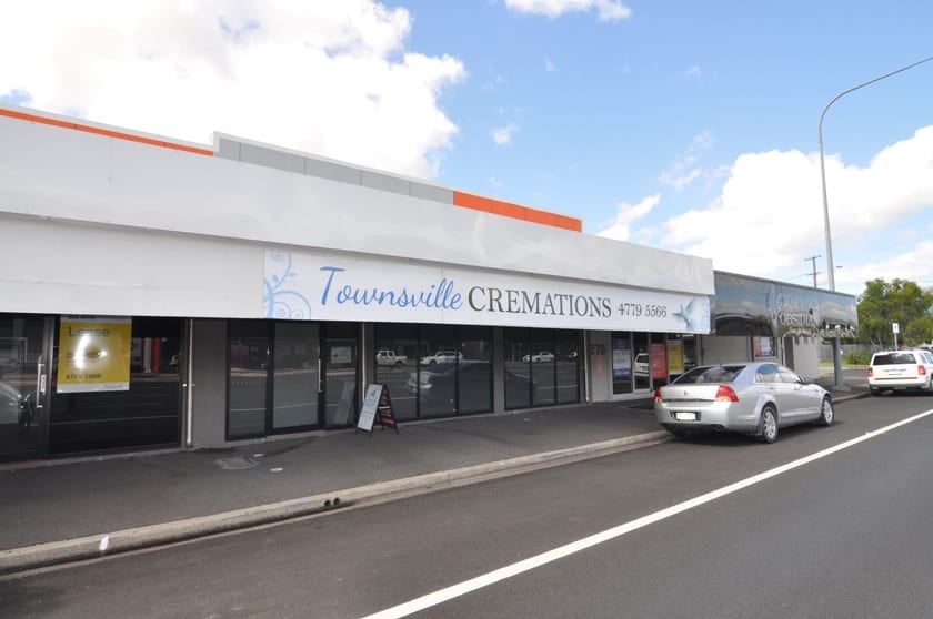 Click to view all images 2/278 Charters Towers Road Hermit Park QLD 4812 - Image 1