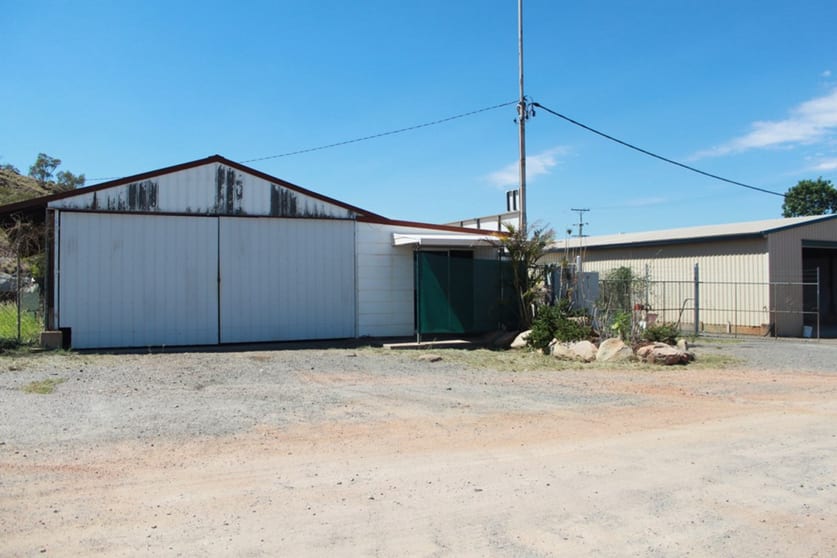 Click to view all images 2/3 Ryan Road Mount Isa QLD 4825 - Image 2