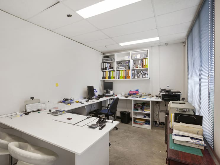 Click to view all images 19/137-145 Rooks Road Nunawading VIC 3131 - Image 2