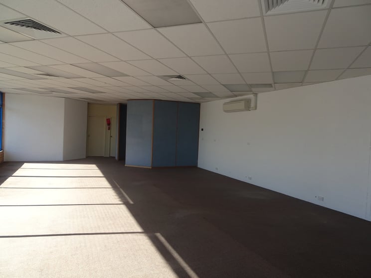 Click to view all images 1/12 East Street Nowra NSW 2541 - Image 3