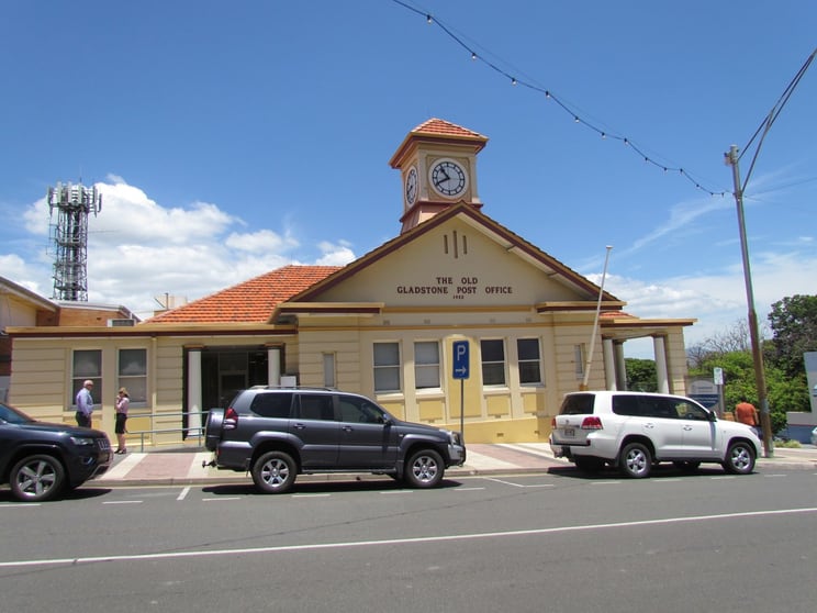 Click to view all images 1/33 Goondoon Street Gladstone Central QLD 4680 - Image 1