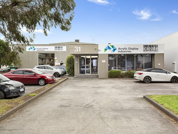 31 Gilbert Park Drive Knoxfield VIC 3180 - Image 1