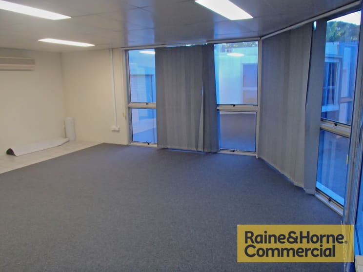 Click to view all images A/21 Pound Street Dutton Park QLD 4102 - Image 3