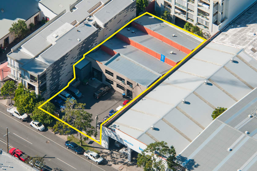 Click to view all images 33 Wyandra Street Teneriffe QLD 4005 - Image 1
