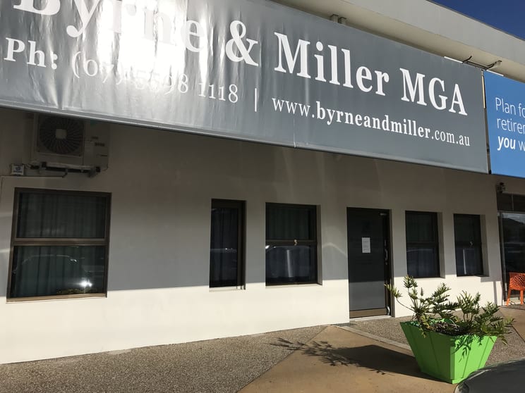 Click to view all images 2/2 Eighth Avenue Palm Beach QLD 4221 - Image 1