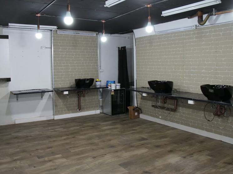 Click to view all images 5/143 Queen Street Campbelltown NSW 2560 - Image 2