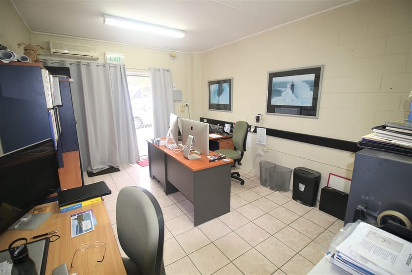 Taree Street Burleigh Heads QLD 4220 - Image 3