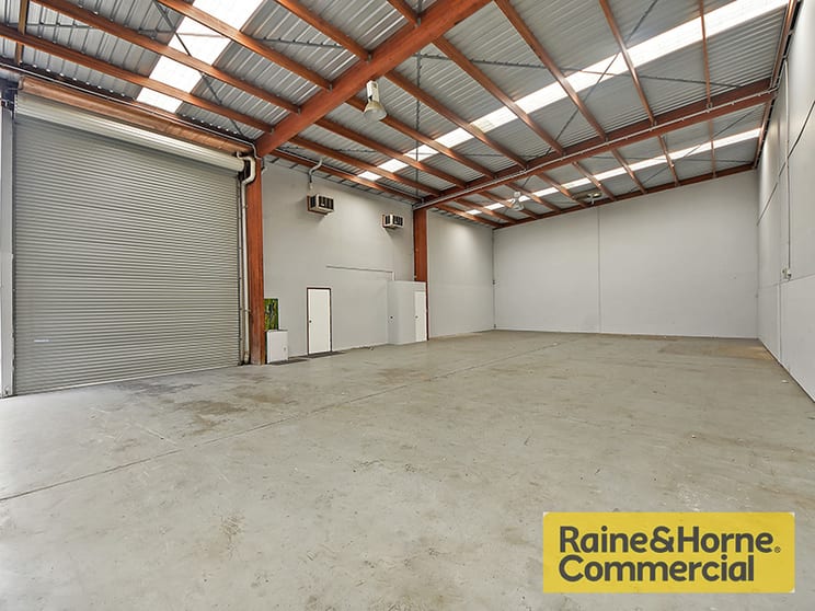 Click to view all images 1/27 Kingtel Place Geebung QLD 4034 - Image 2