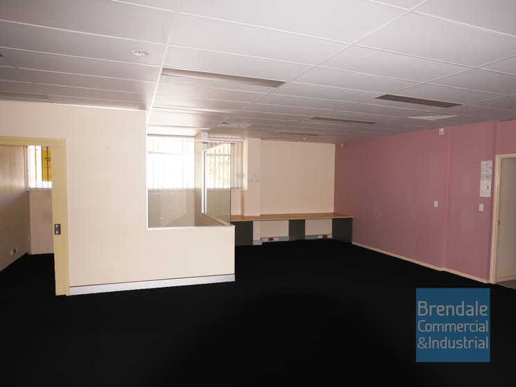 10E/445-451 Gympie Rd Strathpine QLD 4500 - Image 3