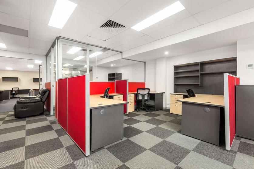 Click to view all images 3/1014 Doncaster Road Doncaster East VIC 3109 - Image 3