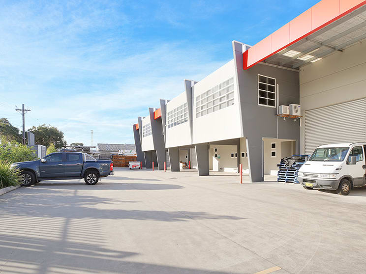 Click to view all images 54-58 Woodfield Boulevard Caringbah NSW 2229 - Image 2
