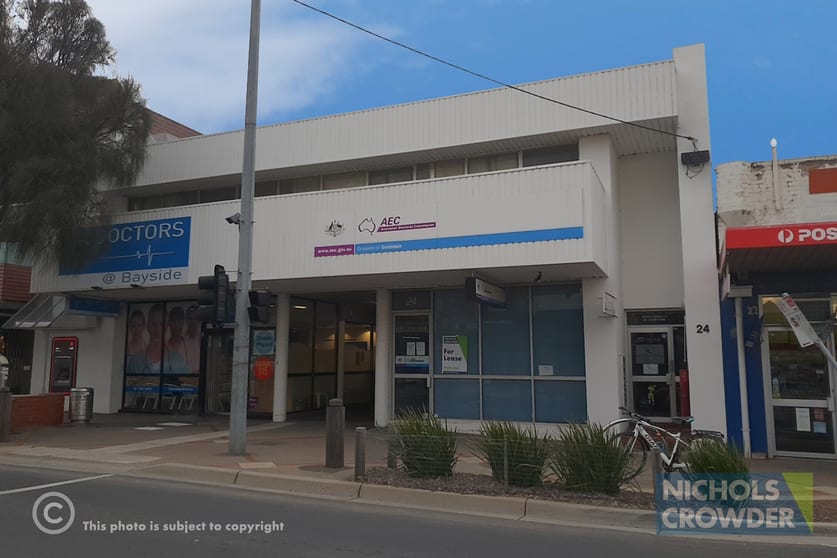 Click to view all images 24 Bay Road Sandringham VIC 3191 - Image 1