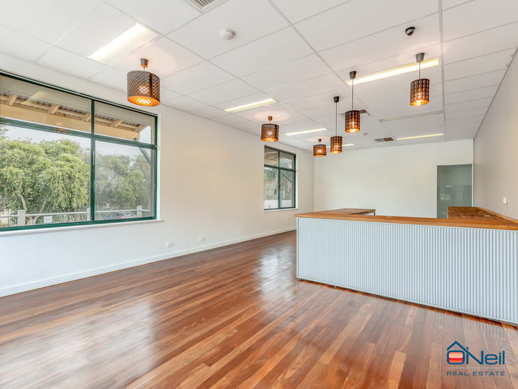 Click to view all images 1 & 2/198 Brookton Highway Kelmscott WA 6111 - Image 3