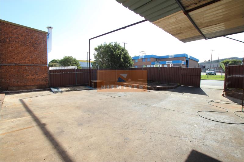 Click to view all images 2 Stuart Street Padstow NSW 2211 - Image 1