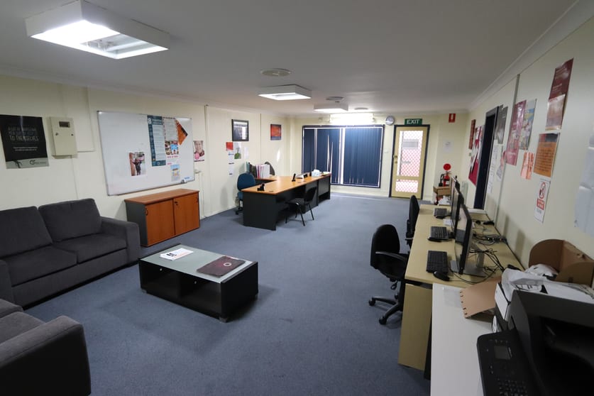 Click to view all images Bathurst NSW 2795 - Image 3