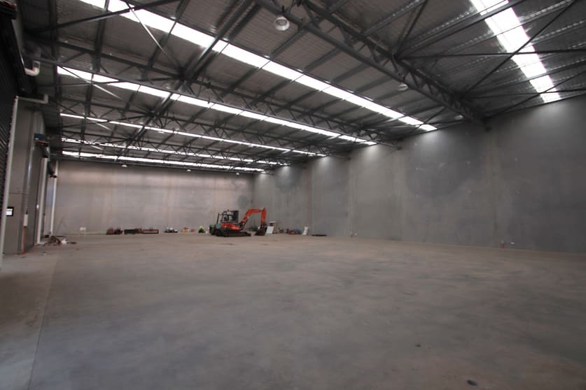 Click to view all images 1/24 Rivulet Crescent Albion Park Rail NSW 2527 - Image 2