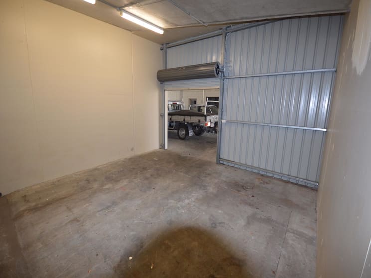 9/5 Coghill Drive Currumbin Waters QLD 4223 - Image 1