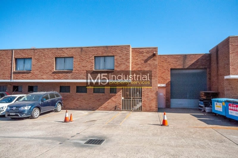 Click to view all images 2/10-12 Hearne Street Mortdale NSW 2223 - Image 1