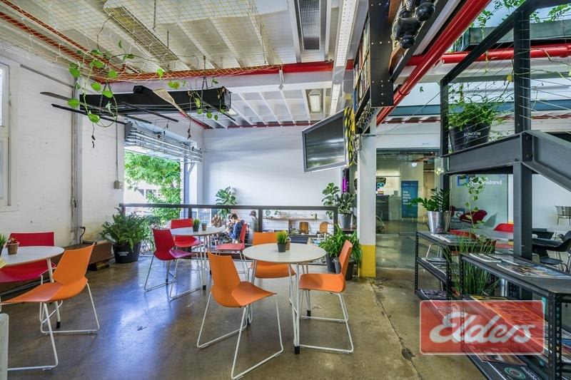 Click to view all images Newstead QLD 4006 - Image 2