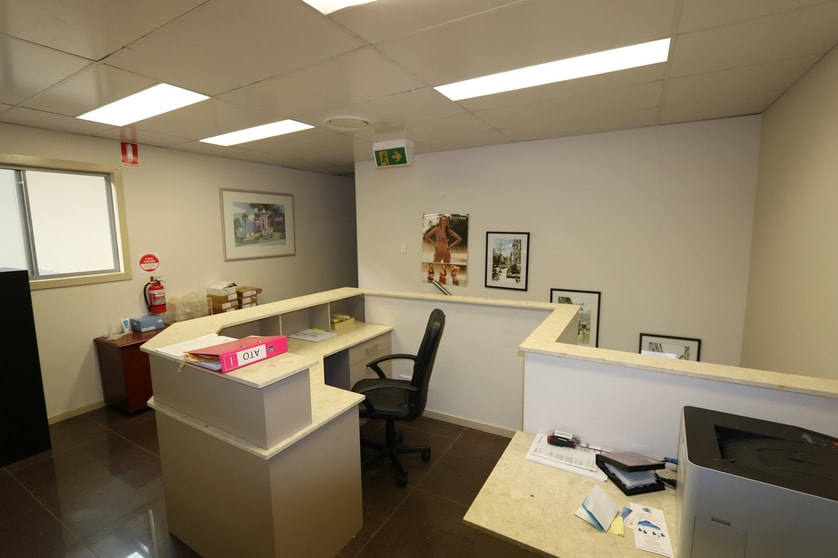 Click to view all images 7/82 Hutchinson St Burleigh Heads QLD 4220 - Image 2